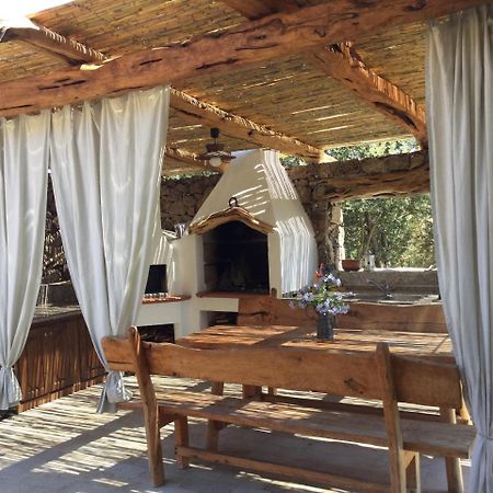 Il Giardino Di Daniela Apartments San Teodoro  Eksteriør bilde