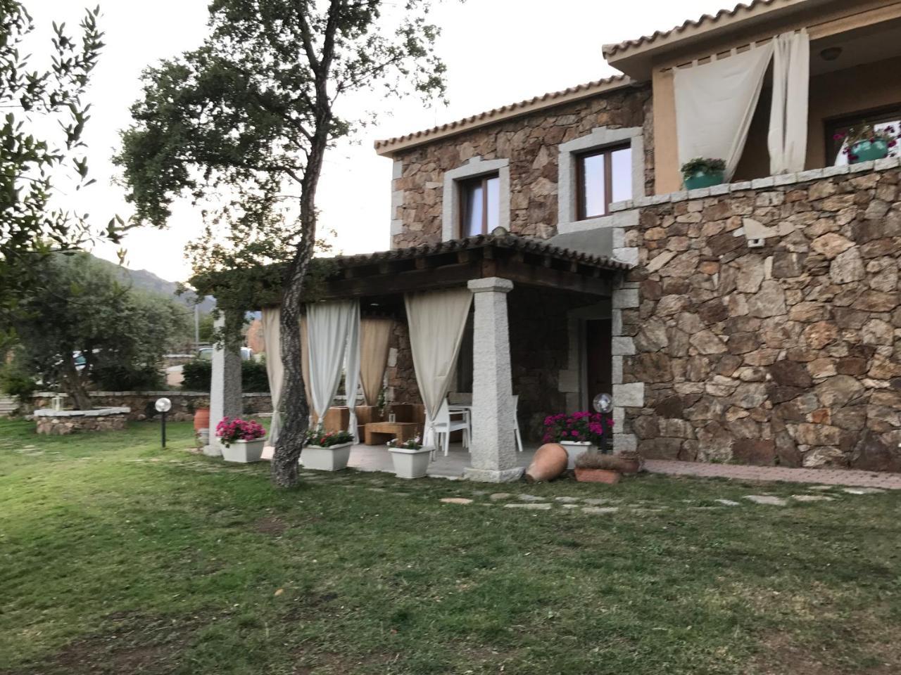 Il Giardino Di Daniela Apartments San Teodoro  Eksteriør bilde