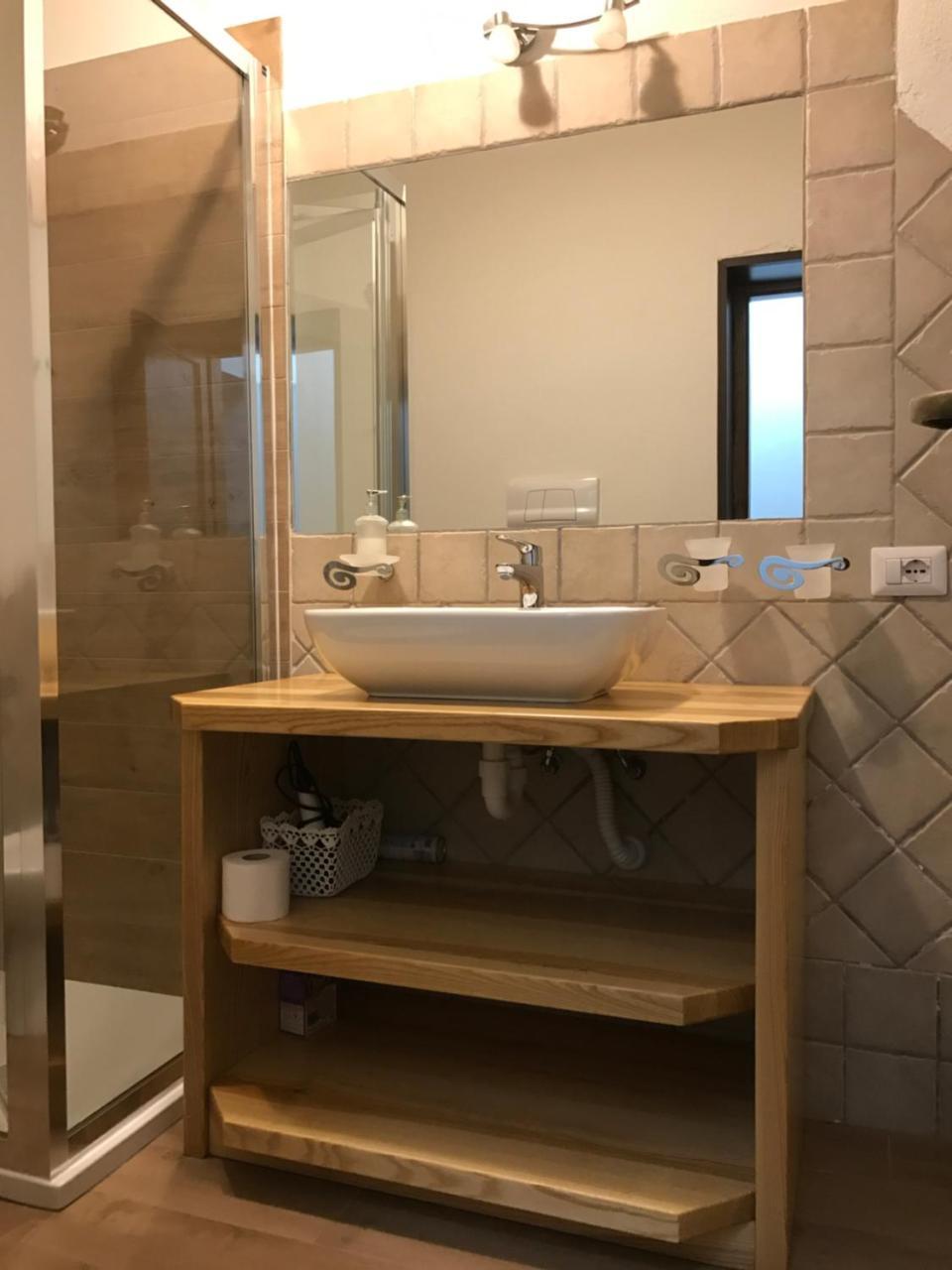Il Giardino Di Daniela Apartments San Teodoro  Eksteriør bilde